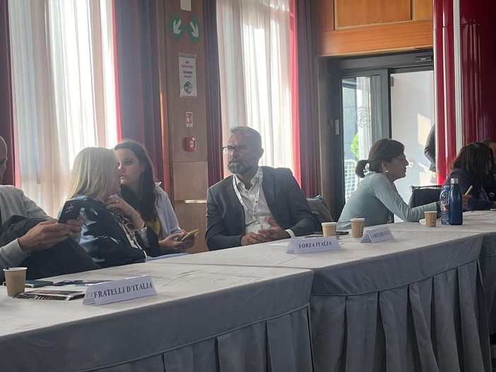 Elezioni regionali, dominio autonomista a metà spoglio. Centrodestra in affanno, crolla la Lega Elezioni regionali, dominio autonomista a metà spoglio. Centrodestra in affanno, crolla la Lega