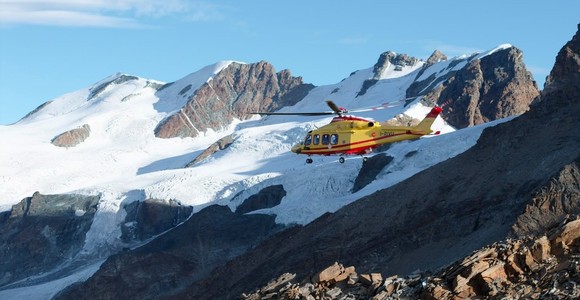Cade nella zona del rifugio Sella sul Monte Rosa, alpinista in ospedale Cade nella zona del rifugio Sella sul Monte Rosa, alpinista in ospedale