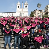 Endometriosi, i Fiori della Consapevolezza sbocciano anche ad Aosta