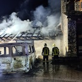 Saint-Nicolas, cinque persone in ospedale per i fumi di un incendio Saint-Nicolas, cinque persone in ospedale per i fumi di un incendio