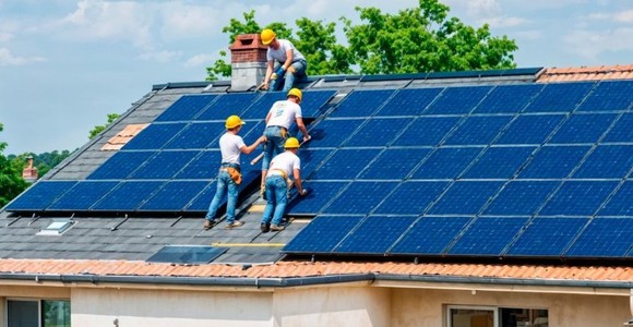 Fotovoltaico e sistemi di accumulo, contributi regionali fino al 40% per i cittadini Fotovoltaico e sistemi di accumulo, contributi regionali fino al 40% per i cittadini