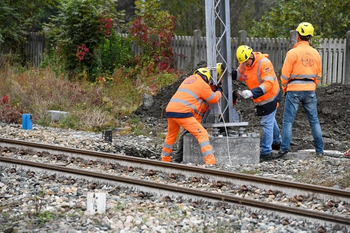 Ferrovia Chivasso–Ivrea–Aosta, appello per il raddoppio dei binari