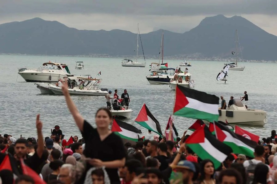 La Flotilla non si ferma