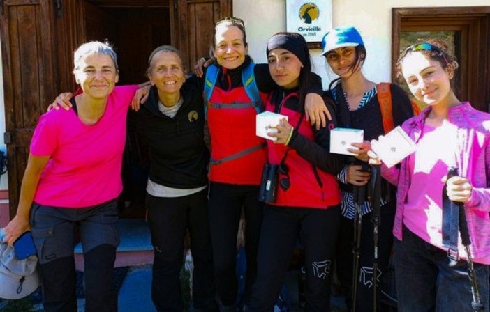 Tre giovani alpiniste pakistane nel Gran Paradiso Tre giovani alpiniste pakistane nel Gran Paradiso