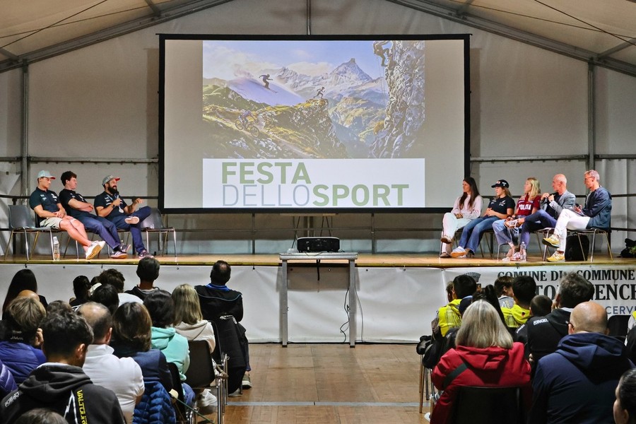 Valtournenche celebra i giovani atleti; a Cervinia la prima Festa dello sport Valtournenche celebra i giovani atleti; a Cervinia la prima Festa dello sport