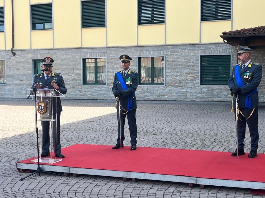Da sn il generale Lipari e i colonnelli Bia e Re Da sn il generale Lipari e i colonnelli Bia e Re