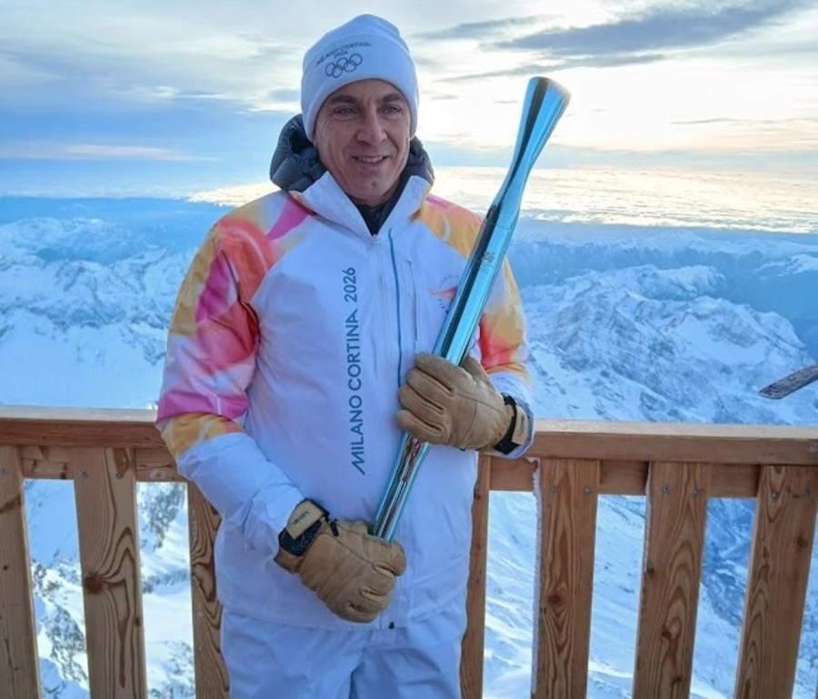 La Fiamma Olimpica questa mattina sul massiccio del Monte Rosa La Fiamma Olimpica questa mattina sul massiccio del Monte Rosa