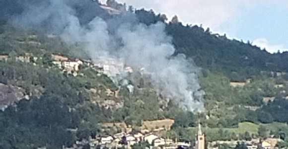 Incendio boschivo sopra Gignod Incendio boschivo sopra Gignod