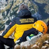 Soccorso in montagna della GdF, paga chi provoca il pericolo con grave imprudenza Soccorso in montagna della GdF, paga chi provoca il pericolo con grave imprudenza