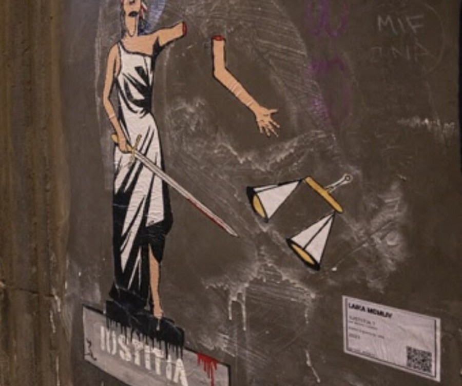 La Giustizia in Italia secondo la street artist Laika