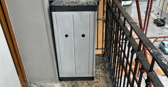 Quartiere Cogne, guano e rischio igiene dai cantieri in via Lexert: segnalazioni ad Arer e Procura Quartiere Cogne, guano e rischio igiene dai cantieri in via Lexert: segnalazioni ad Arer e Procura