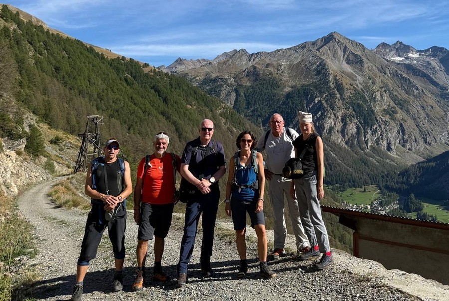 Giornalisti dell'area tedesca alla scoperta degli agriturismi e dei sapori valdostani Giornalisti dell'area tedesca alla scoperta degli agriturismi e dei sapori valdostani