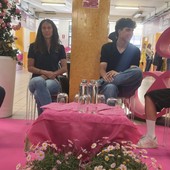 Aosta brinda al Giro; successo per 'AperiGiro' al Mercato Coperto Aosta brinda al Giro; successo per 'AperiGiro' al Mercato Coperto