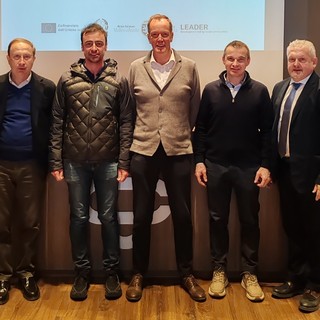 Da sn Edi Henriet, Davide Perrin, Camillo Rosset, Guido Bertolin ed Elio Gasco