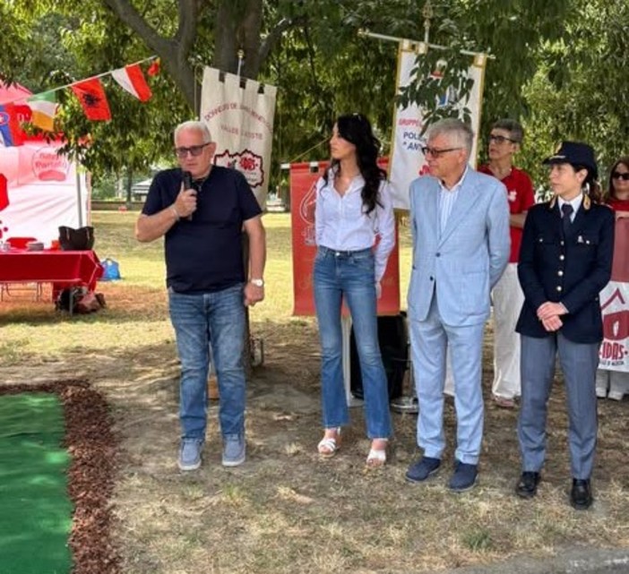 Da sn Rosario Mele, Simonetta Salerno, Raffaele Rocco e Mariaconcetta Losurdo Da sn Rosario Mele, Simonetta Salerno, Raffaele Rocco e Mariaconcetta Losurdo