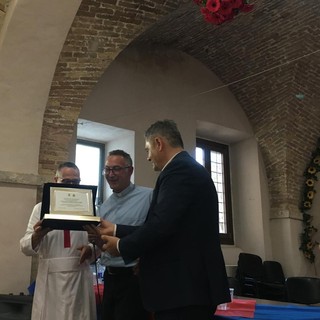 All’AIPaS il Premio Fiaccola della Carità 2025