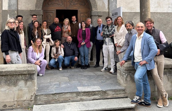 Foto di gruppo per i giovani albergatori valdostani che hanno partecipato all'iniziativa