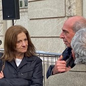 Anna Maria Loreto, il procuratore capo di Aosta Paolo Fortuna, da poco nominato pg a Bologna e, di spalle, il presidente del tribunale di Aosta, Eugenio Gramola