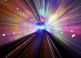 Light-tunnel-background.image Freepik
