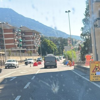 Aosta; cantieri stradali, deviazioni e automobilisti esasperati. Il Comune corre ai ripari