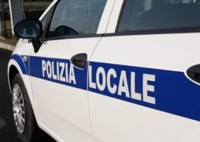 Aosta, tamponamento in via Petigat; due feriti lievi Aosta, tamponamento in via Petigat; due feriti lievi