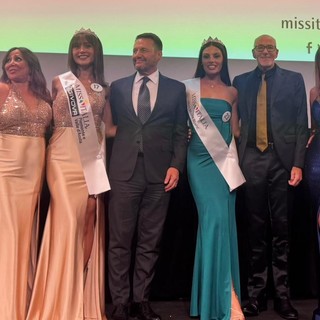 Da sn Mirella Rocca, Rebecca Avattaneo Miss Givova, Cristiano Sblendorio, Beatrice Boaglio Miss Mont Blanc 2025, Severino Dellea, Barbara Castellani