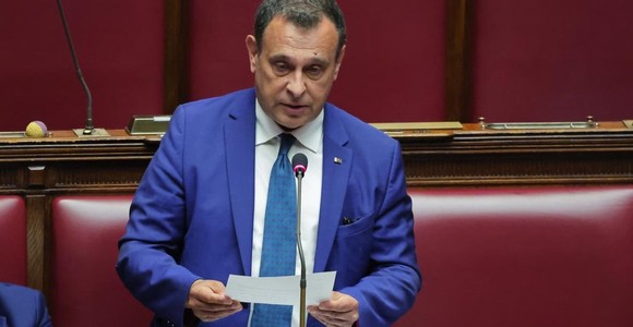 Il deputato valdostano Franco Manes