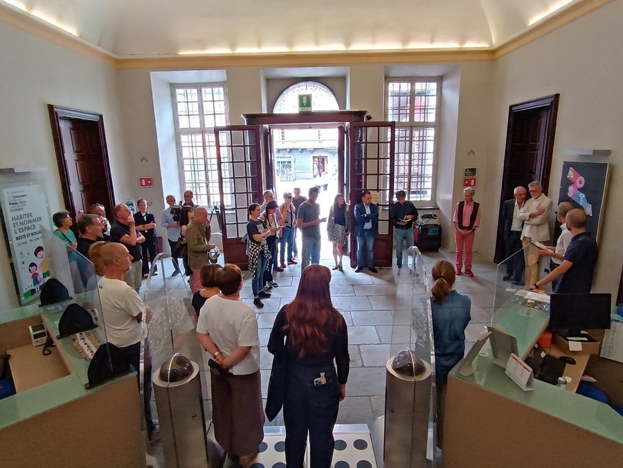 Aosta, all'Hotel des Etats la mostra sulla 'città in divenire' Aosta, all'Hotel des Etats la mostra sulla 'città in divenire'