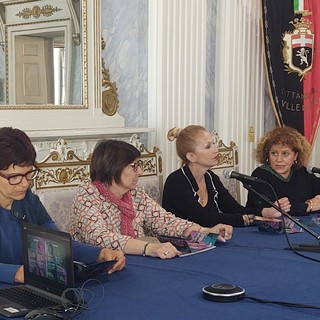 Un momento della presentazione di 'Miroir'