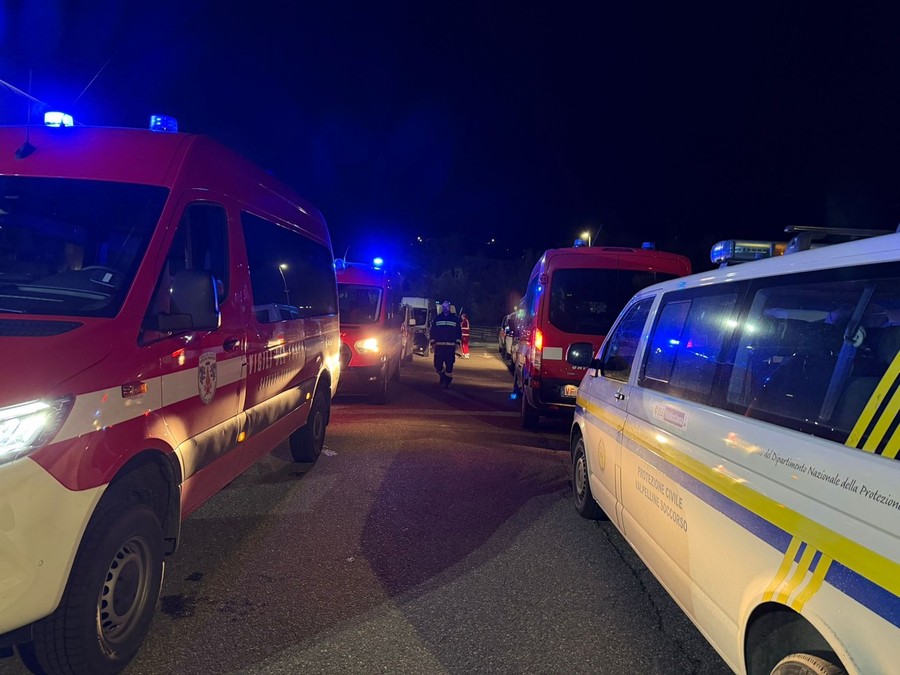 Valanga a Rhêmes, quasi 250 gli evacuati e strada regionale chiusa nella notte