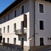Nus, domato a tempo record incendio all'agriturismo Maison Rosset, che resta regolarmente aperto