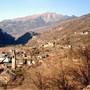 Fulmine innesca incendio boschivo in zona impervia sopra Montjovet