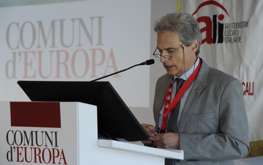 Il sindaco di Aosta, Gianni Nuti (foto da profilo FB)
