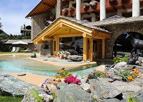 Cogne, due notti in hotel e un pieno gratis per il viaggio di ritorno Cogne, due notti in hotel e un pieno gratis per il viaggio di ritorno