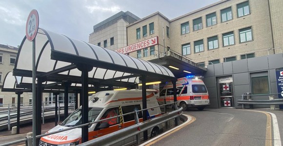 Quattro scialpinisti travolti da valanga; un ferito e tre illesi