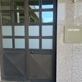L'ingresso dell'obitorio del cimitero di Aosta
