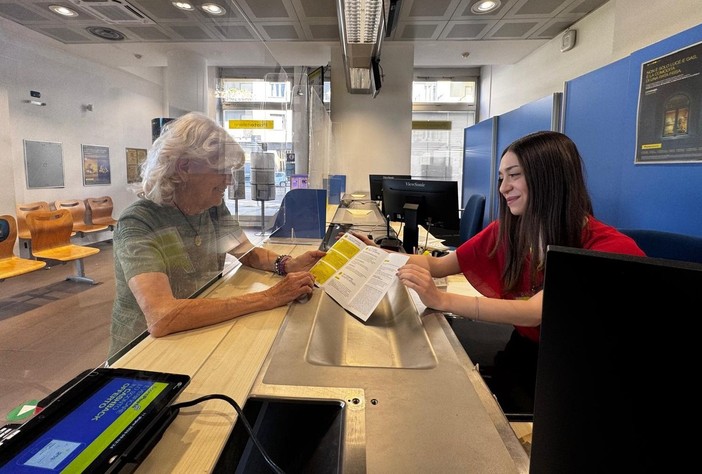 Pensioni sempre più digitali in Valle; in atri tre comuni sparisce il contante