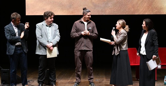 'Lo sbilico' di Alcide Pierantozzi vince il secondo Premio Letterario Valle d’Aosta 'Lo sbilico' di Alcide Pierantozzi vince il secondo Premio Letterario Valle d’Aosta