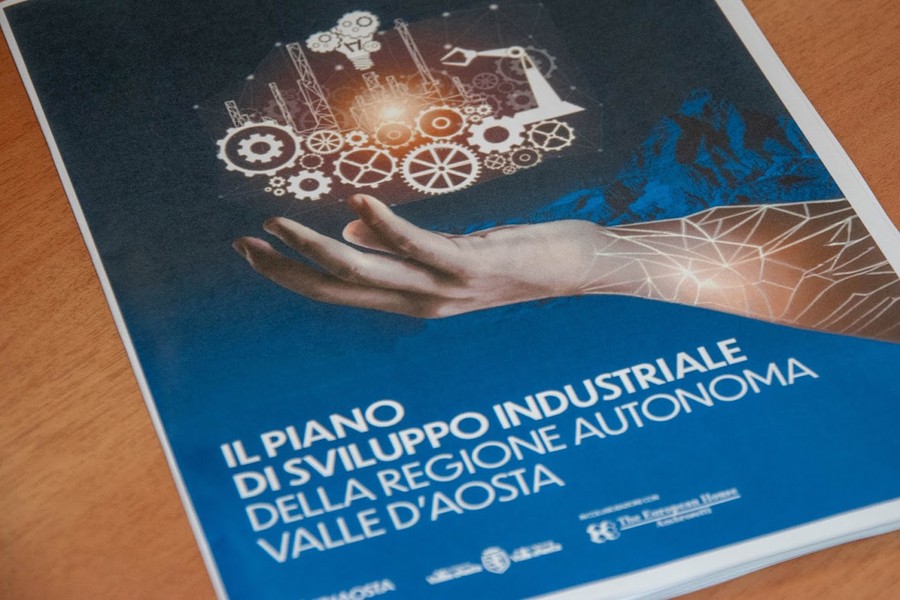 Industria, visione e futuro: la Valle lancia il Piano che cambia il paradigma produttivo