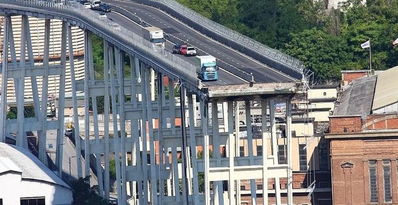 Ponte Morandi, alla vigilia dell'ultima udienza Riccardo Rigacci si dimette da direttore del Traforo del Monte Bianco Ponte Morandi, alla vigilia dell'ultima udienza Riccardo Rigacci si dimette da direttore del Traforo del Monte Bianco