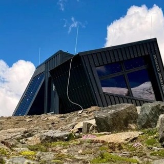 Gressoney La Trinité, ecco il nuovo bivacco 'Remo Passera' all'Alta Luce