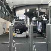 Un guasto blocca la nuova telecabina del Couis Un guasto blocca la nuova telecabina del Couis