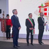 Da sn il Principe Emanuele Filiberto, il Commendatore Giovanni Girardini e il sindaco di Courmayeur, Roberto Rota (cliccare sul'immagine per avviare la mini gallery)