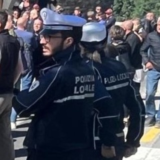 Spray antiaggressione per gli agenti della Polizia locale di Quart