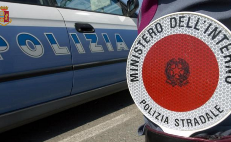 'C'è una vettura contromano in autostrada a Morgex' ma è un fake a rischio denuncia per procurato allarme 'C'è una vettura contromano in autostrada a Morgex' ma è un fake a rischio denuncia per procurato allarme