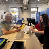 Pensioni sempre più digitali in Valle; in altri tre comuni sparisce il contante Pensioni sempre più digitali in Valle; in altri tre comuni sparisce il contante