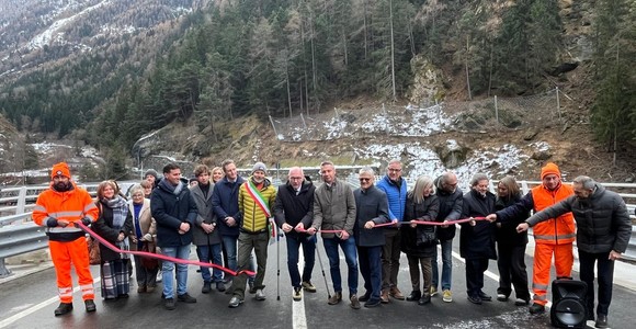 Aperto al traffico il nuovo ponte sulla regionale per Cogne
