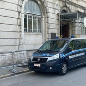 Minaccia il dipendente di un bar e resiste ai carabinieri; arrestato 32enne