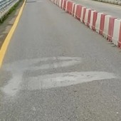 Pontey, verifiche statiche su ponte di Saint-Clair; senso unico alternato e stop ai mezzi oltre le 3,5 ton Pontey, verifiche statiche su ponte di Saint-Clair; senso unico alternato e stop ai mezzi oltre le 3,5 ton