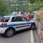 Polizia locale di Valtournenche impegnata nei rilievi di un incidente